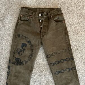 Levi's Men's Olive Chain Graphic Straight Jeans